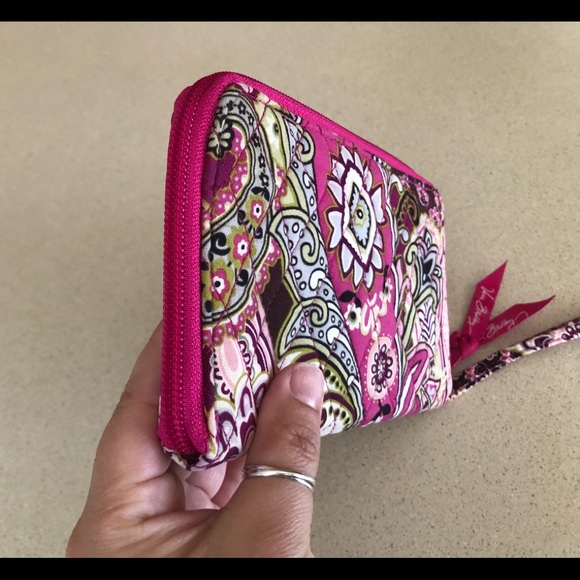 🌸Vera Bradley Wristlet Wallet 🌸 - Picture 5 of 12